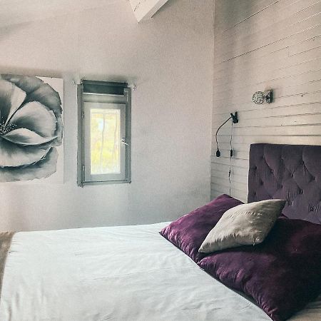 Auberge Des Pins ตูร์แรตส์ ภายนอก รูปภาพ