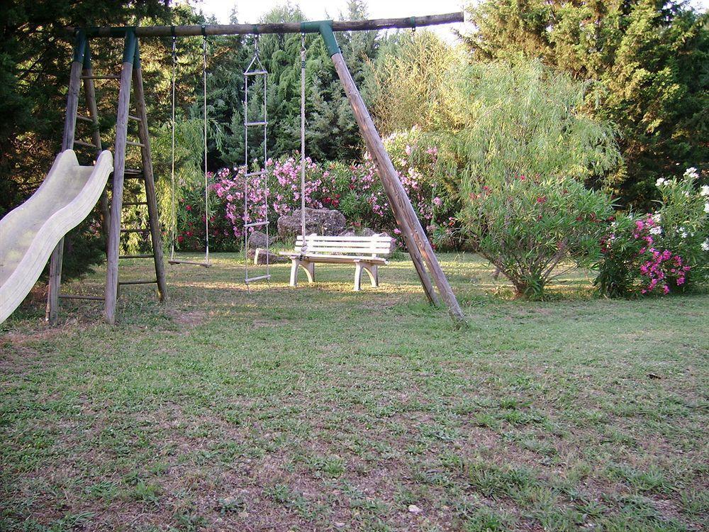 Auberge Des Pins ตูร์แรตส์ ภายนอก รูปภาพ
