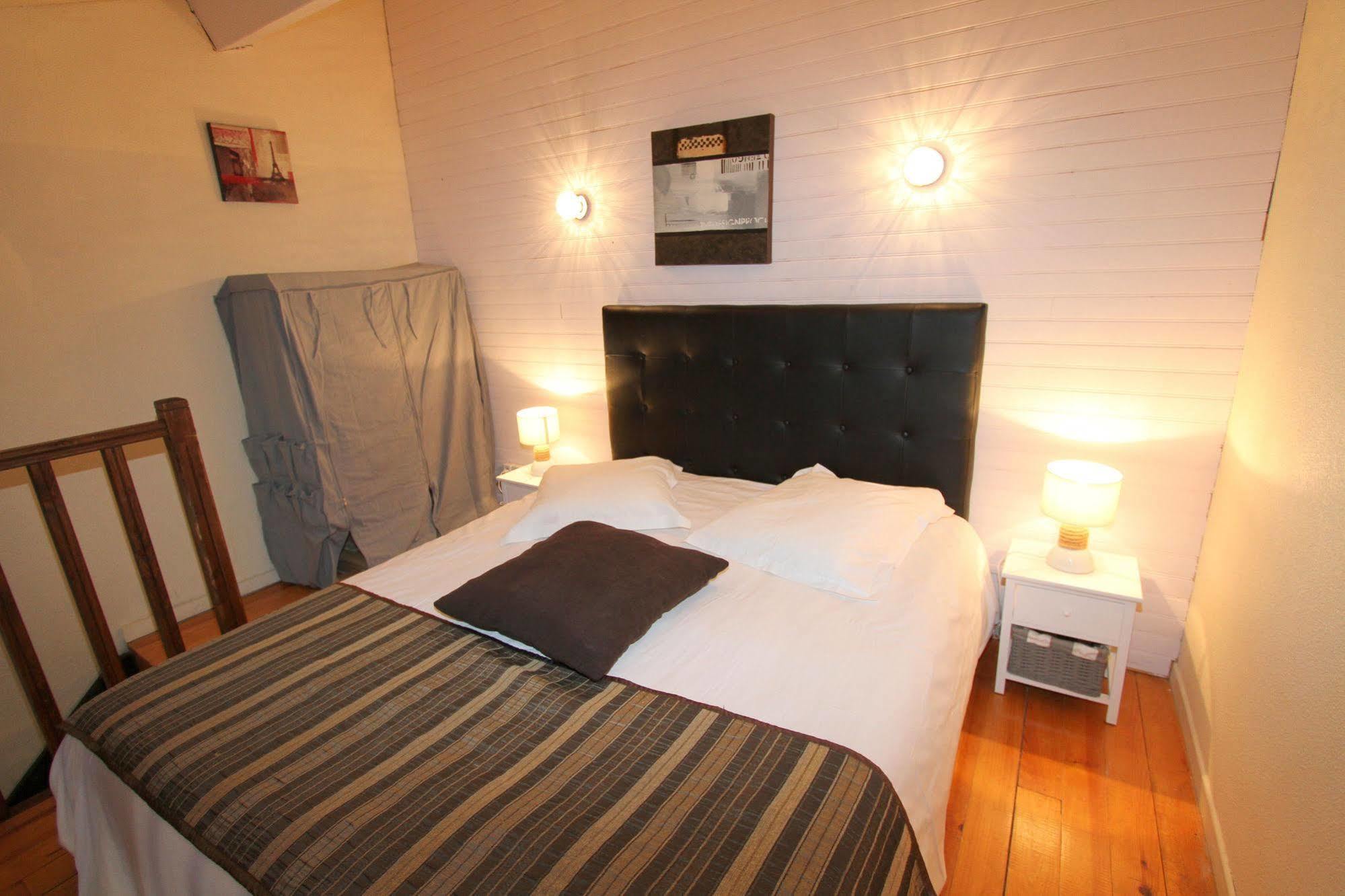 Auberge Des Pins ตูร์แรตส์ ภายนอก รูปภาพ