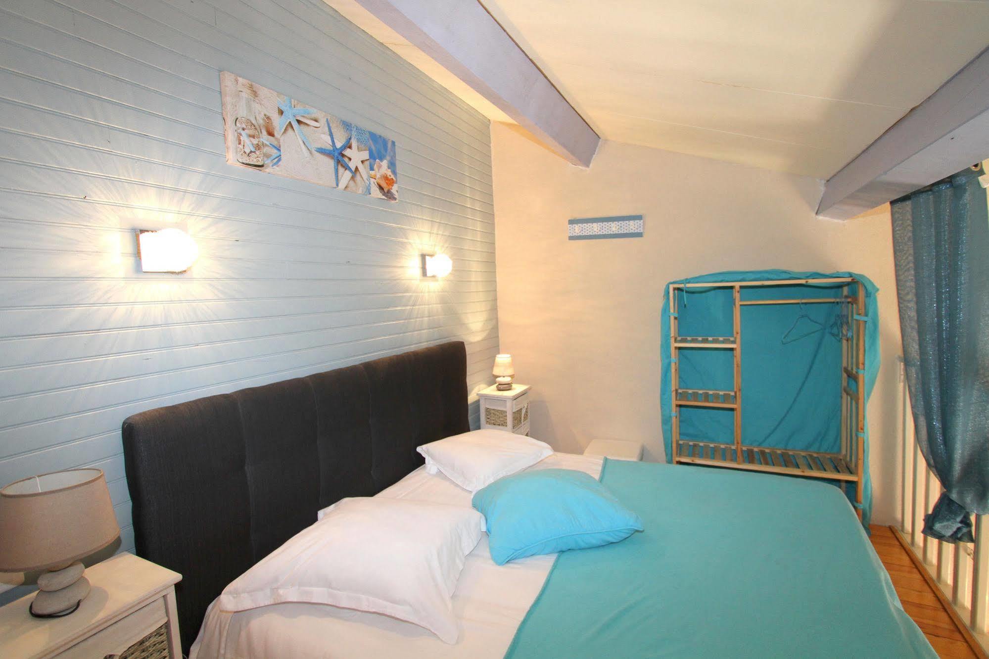 Auberge Des Pins ตูร์แรตส์ ภายนอก รูปภาพ