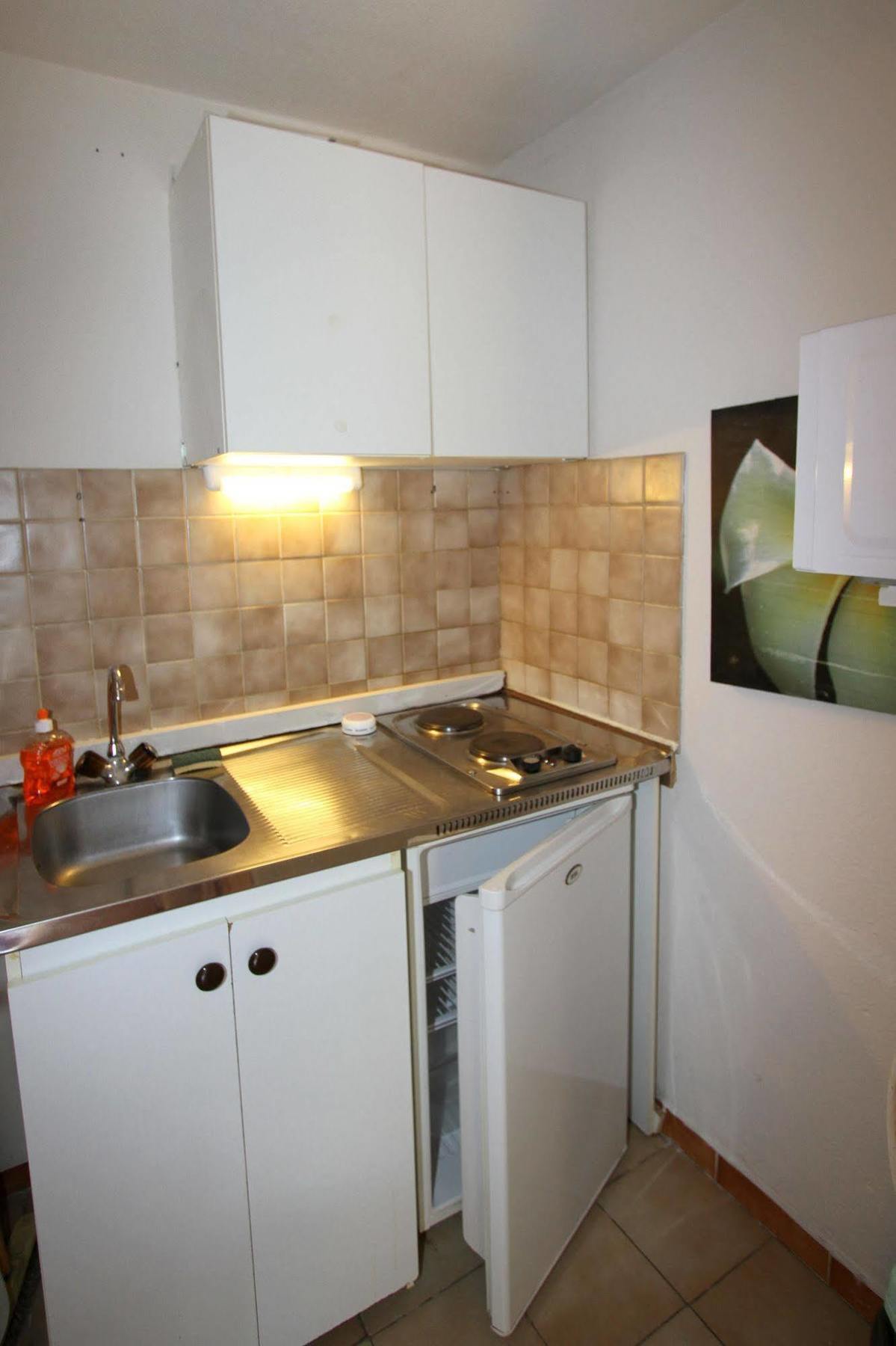 Auberge Des Pins ตูร์แรตส์ ภายนอก รูปภาพ