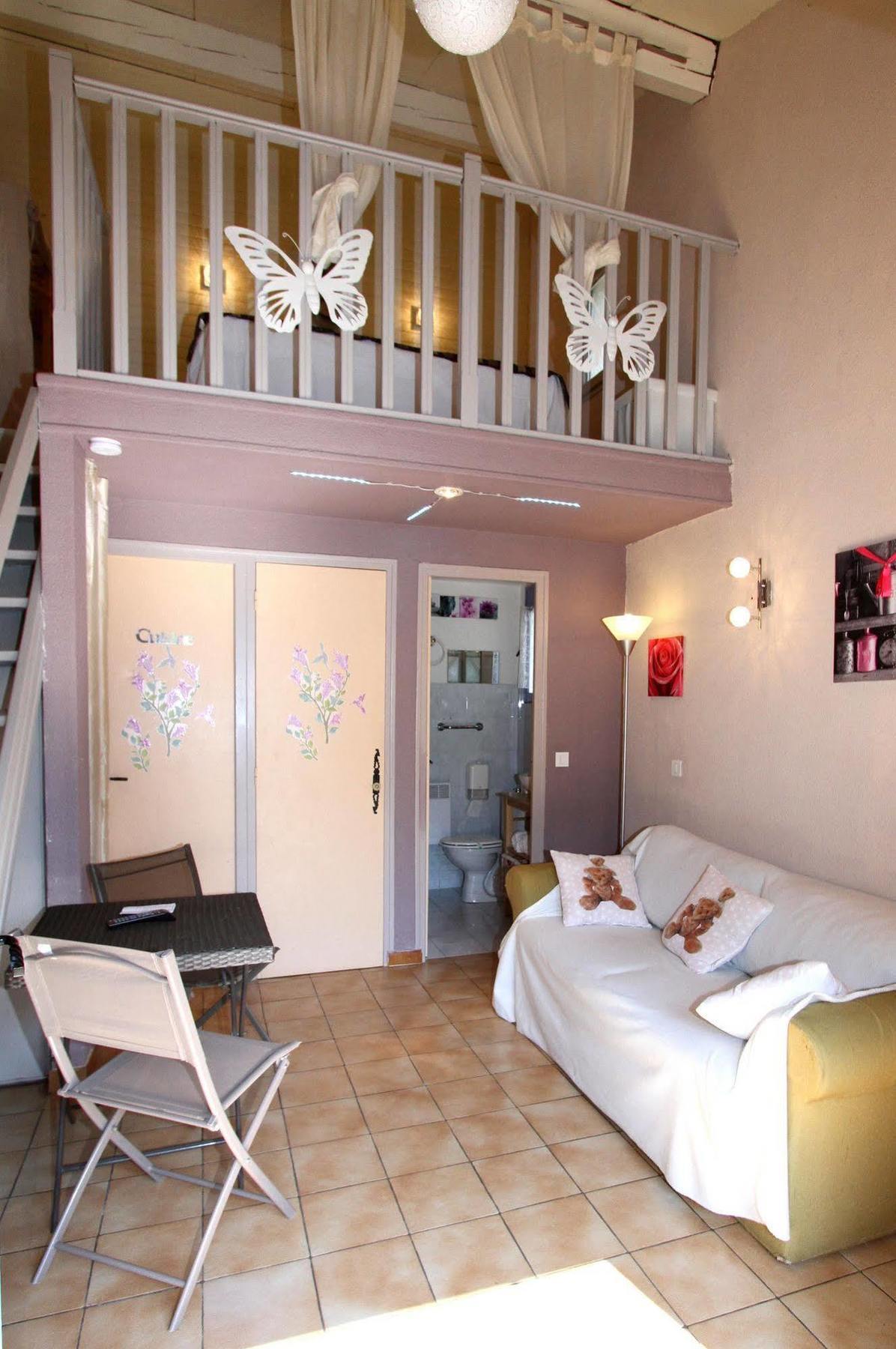 Auberge Des Pins ตูร์แรตส์ ภายนอก รูปภาพ